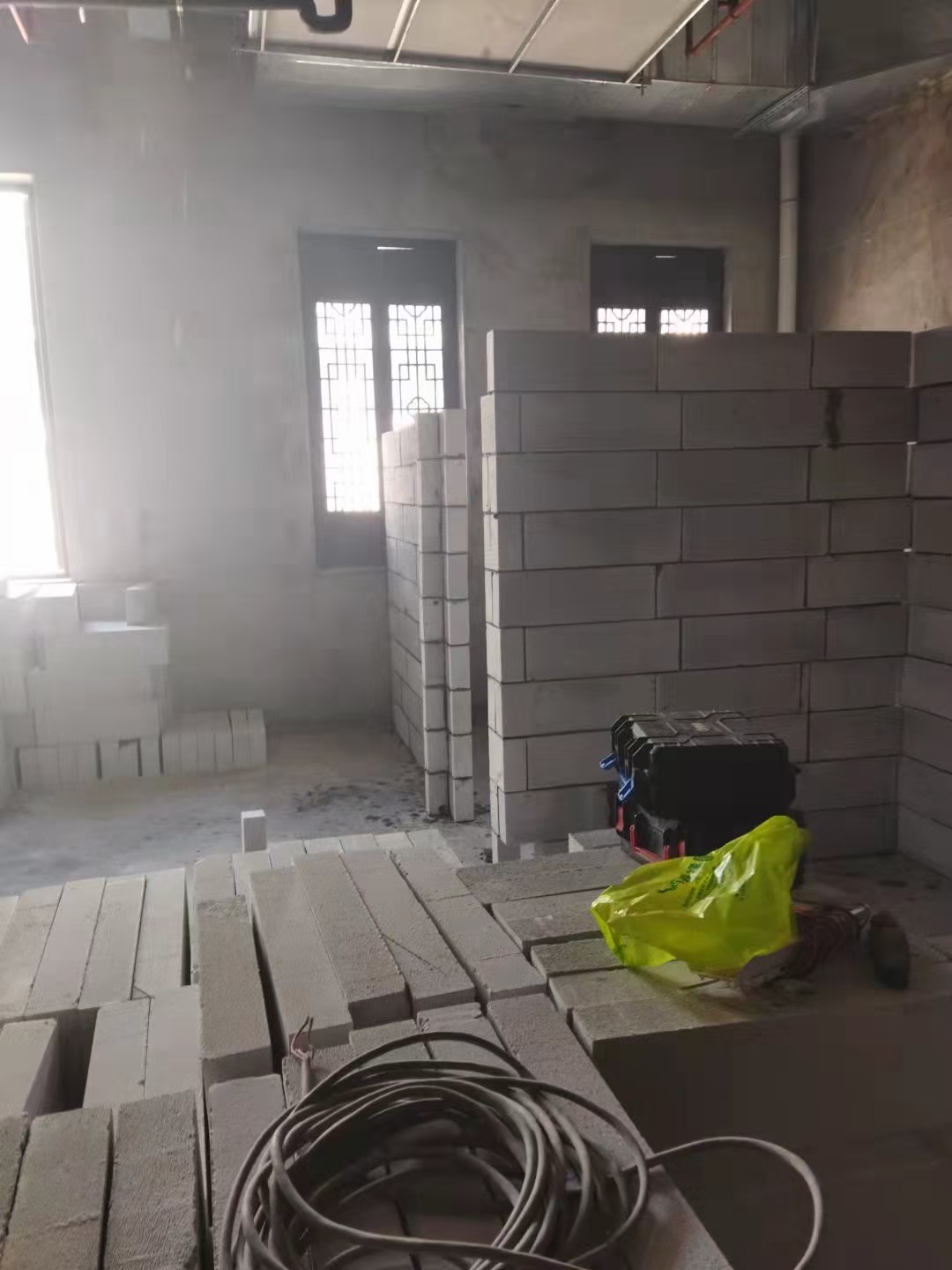 厂房轻质砖隔墙施工